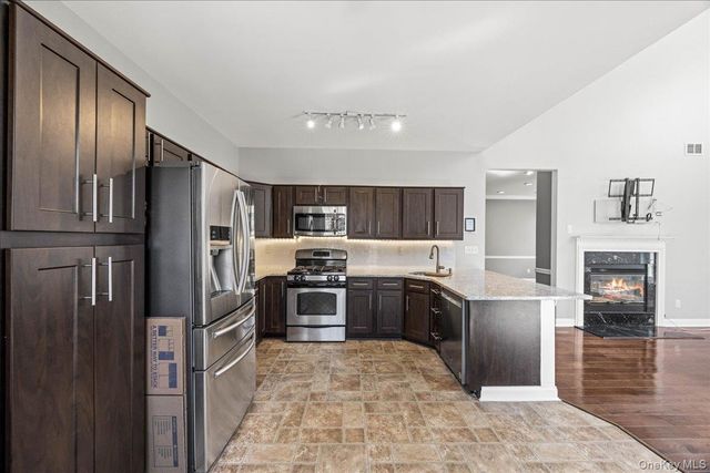 192 Benefield Boulevard, Peekskill, NY 10566