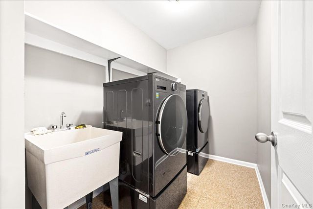 192 Benefield Boulevard, Peekskill, NY 10566