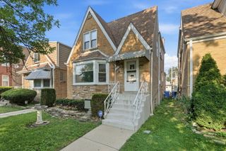 4923 N Mason Avenue, Chicago, IL 60630