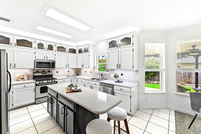 15525 OZONE PL, Austin, TX 78728