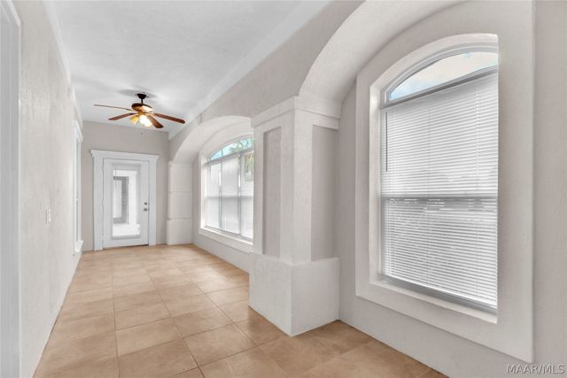 1960 Parkview Drive S, Montgomery, AL 36117