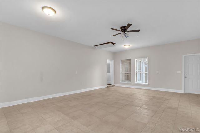 1960 Parkview Drive S, Montgomery, AL 36117