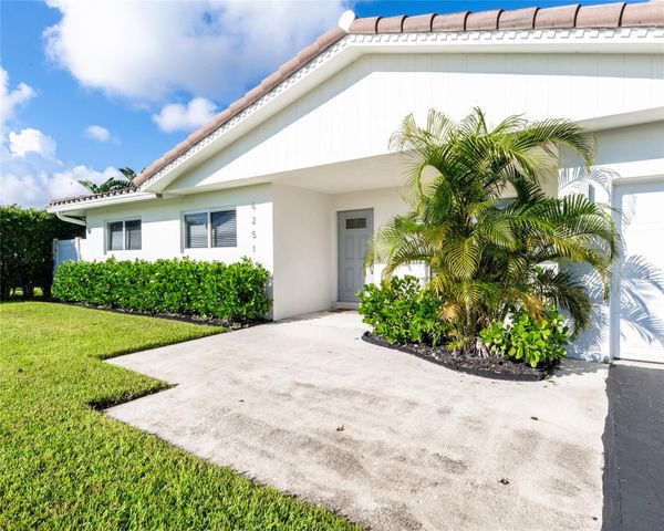 6251 NE 20th Terrace, Fort Lauderdale, FL 33308