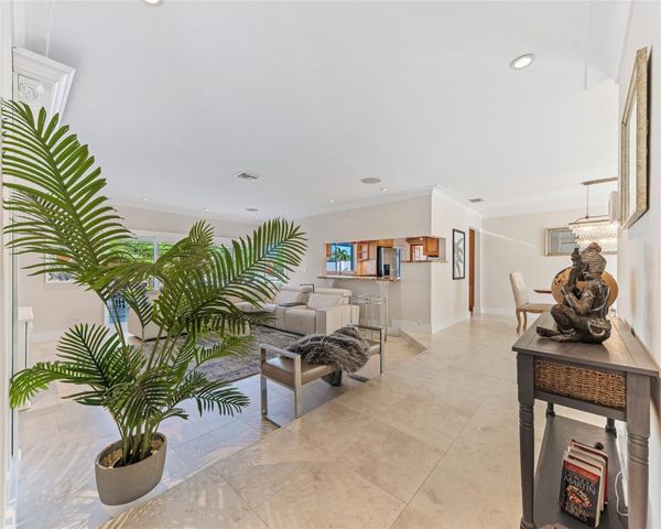 6251 NE 20th Terrace, Fort Lauderdale, FL 33308