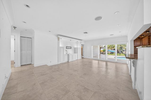 6251 NE 20th Terrace, Fort Lauderdale, FL 33308