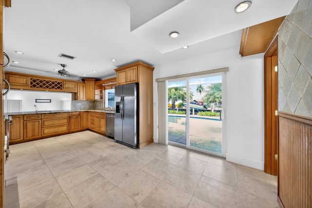 6251 NE 20th Terrace, Fort Lauderdale, FL 33308
