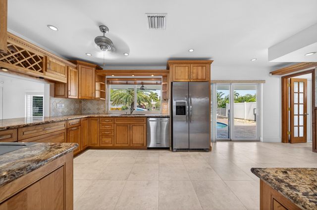 6251 NE 20th Terrace, Fort Lauderdale, FL 33308