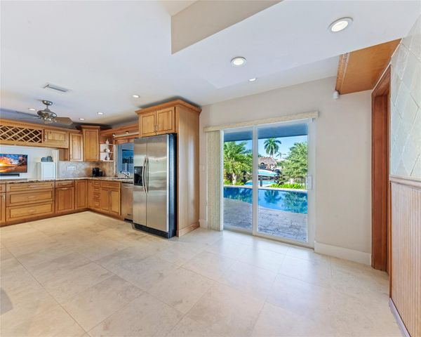 6251 NE 20th Terrace, Fort Lauderdale, FL 33308