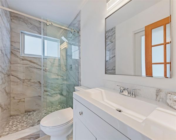 6251 NE 20th Terrace, Fort Lauderdale, FL 33308