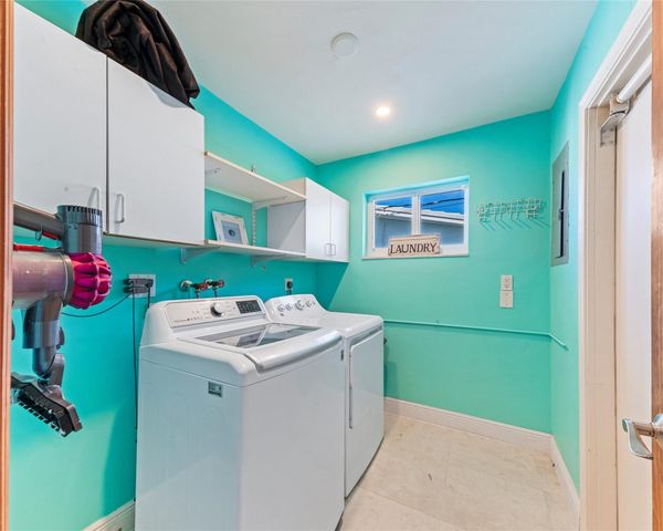 6251 NE 20th Terrace, Fort Lauderdale, FL 33308