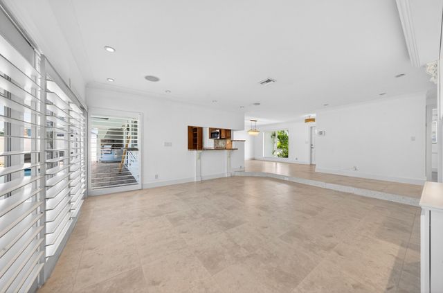 6251 NE 20th Terrace, Fort Lauderdale, FL 33308
