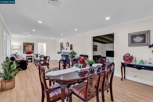 1455 Grove Way, Concord, CA 94518