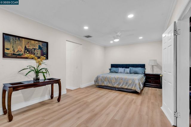 1455 Grove Way, Concord, CA 94518