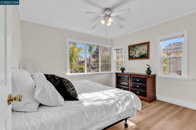 1455 Grove Way, Concord, CA 94518