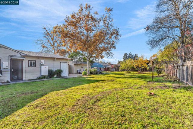 1455 Grove Way, Concord, CA 94518