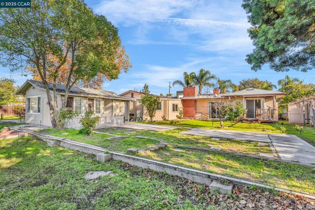 1455 Grove Way, Concord, CA 94518