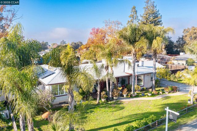 1455 Grove Way, Concord, CA 94518