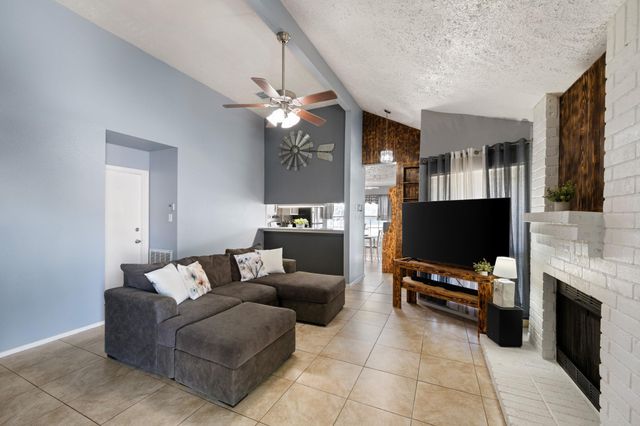 1804 Spruce Drive, Rosenberg, TX 77471