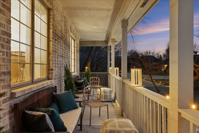 8690 Shade Tree Circle, Lakewood, IL 60014