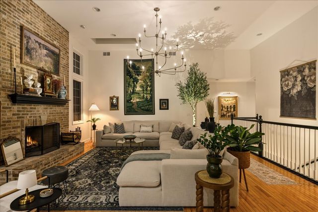 8690 Shade Tree Circle, Lakewood, IL 60014