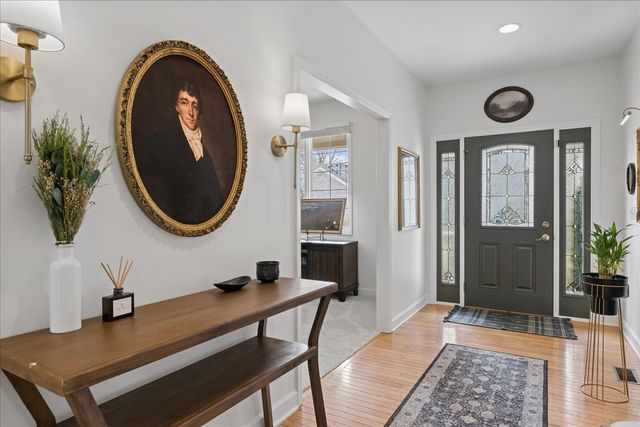 8690 Shade Tree Circle, Lakewood, IL 60014