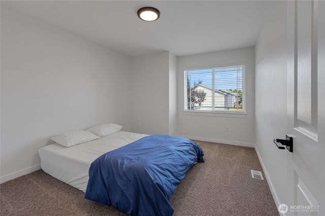 9016 190th Street E, Puyallup, WA 98375