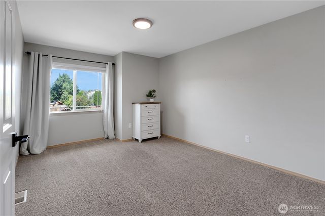 9016 190th Street E, Puyallup, WA 98375