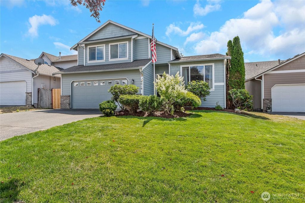 9016 190th Street E, Puyallup, WA 98375