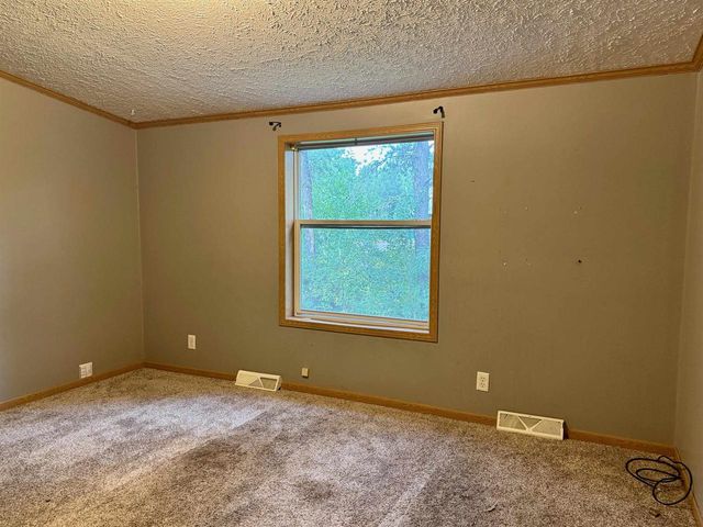 15481 Whispering Pines Ct, Hayward, WI 54843