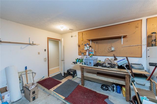 11030 Southwind Court, Strongsville, OH 44149