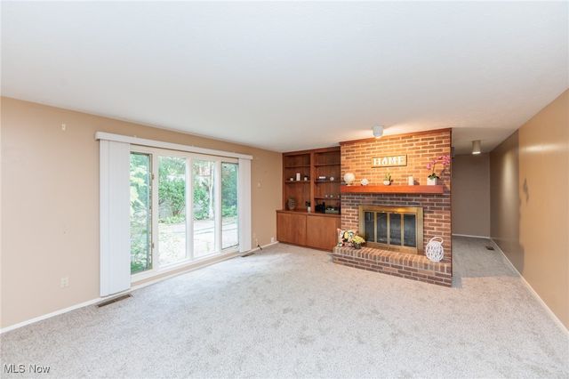 11030 Southwind Court, Strongsville, OH 44149