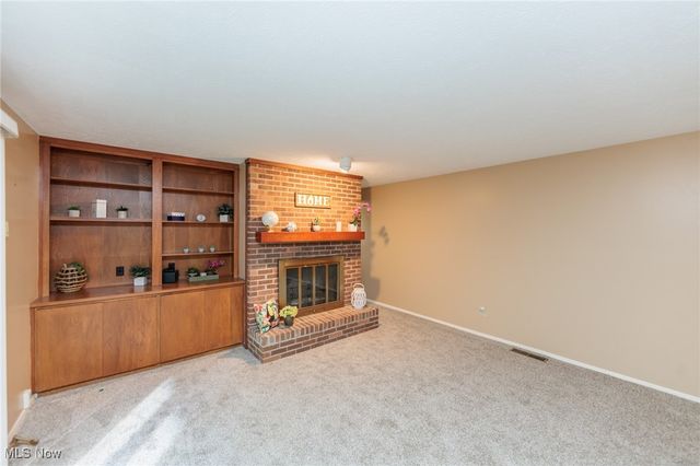 11030 Southwind Court, Strongsville, OH 44149