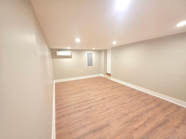 263 S Mountain Rd, New City, NY 10956