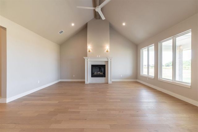 6721 Lake View Court, Cashion, OK 73044