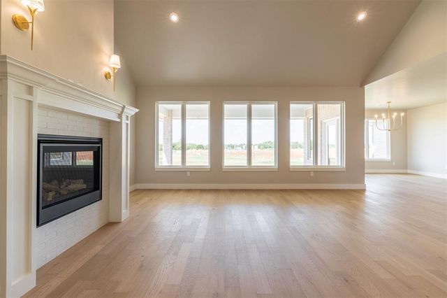 6721 Lake View Court, Cashion, OK 73044