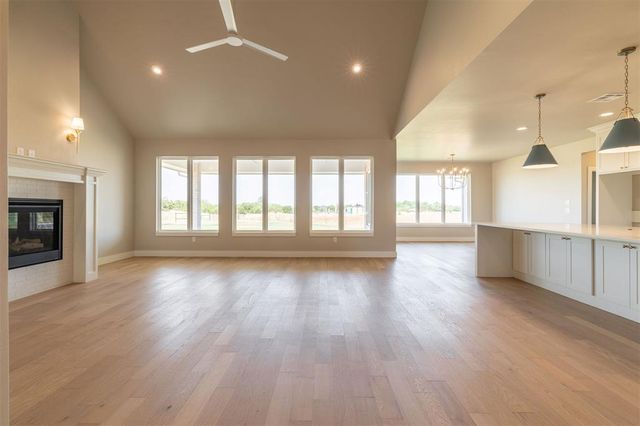 6721 Lake View Court, Cashion, OK 73044
