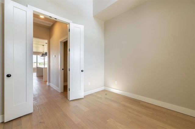 6721 Lake View Court, Cashion, OK 73044