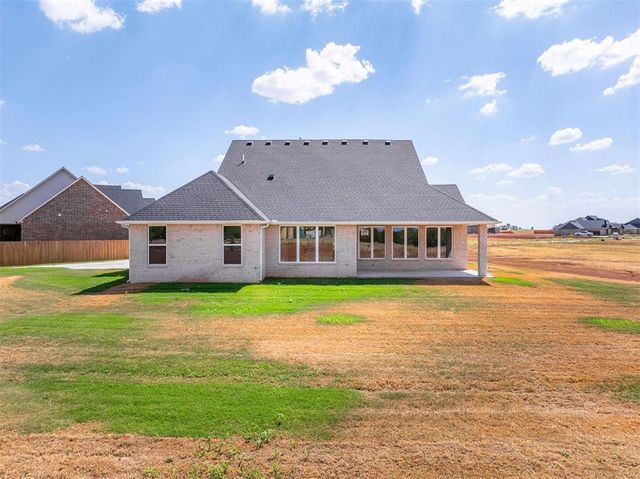 6721 Lake View Court, Cashion, OK 73044