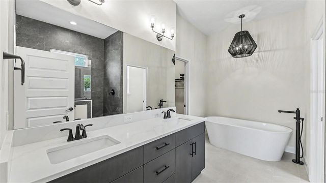 5367 CLUBHOUSE HILLS LANE, Lakeland, FL 33812