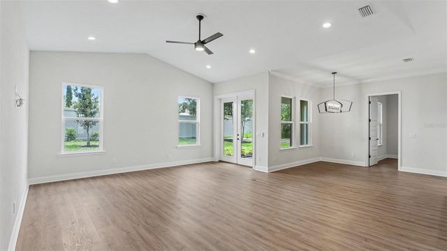 5367 CLUBHOUSE HILLS LANE, Lakeland, FL 33812