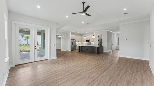 5367 CLUBHOUSE HILLS LANE, Lakeland, FL 33812