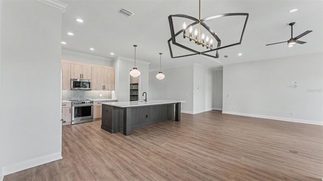 5367 CLUBHOUSE HILLS LANE, Lakeland, FL 33812