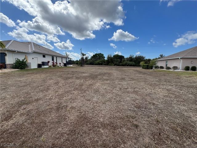7035 N Plum Tree, Punta Gorda, FL 33955