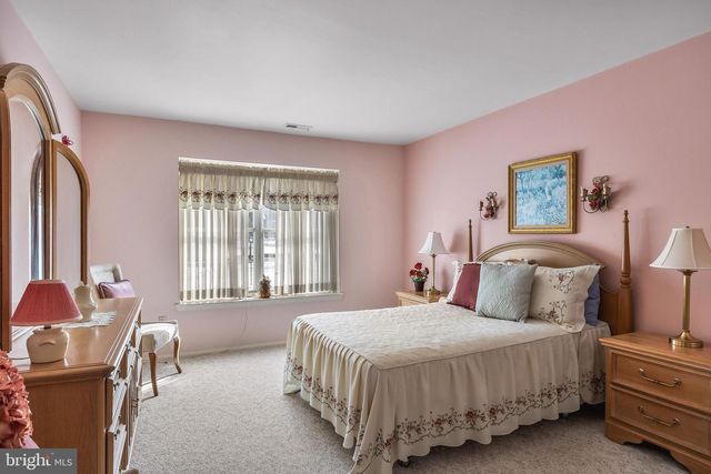 3522-B NEILS CT, Mount Laurel, NJ 08054