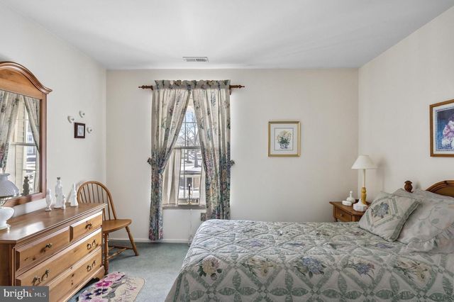 3522-B NEILS CT, Mount Laurel, NJ 08054