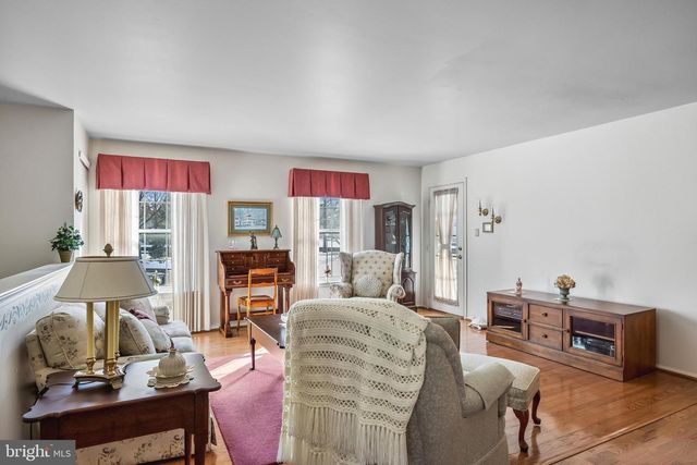 3522-B NEILS CT, Mount Laurel, NJ 08054