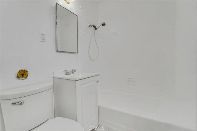 904 S Bullis Road, Compton, CA 90221