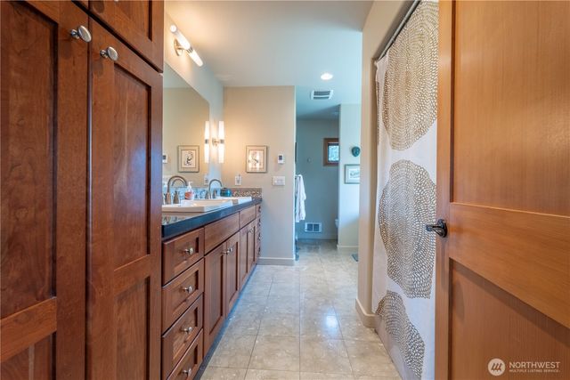 138 Lighthouse Lane, San Juan Island, WA 98250