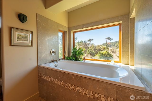 138 Lighthouse Lane, San Juan Island, WA 98250