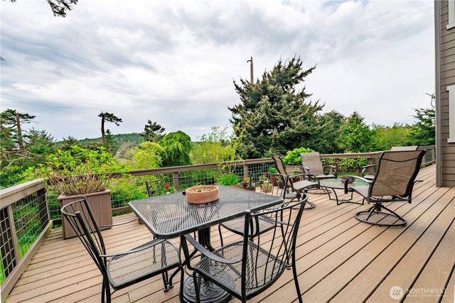138 Lighthouse Lane, San Juan Island, WA 98250